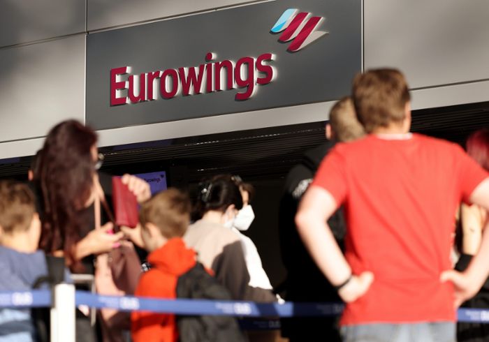 Chaos an den Flughäfen: Reisebüro: Eurowings? Dann wollen Kunden umbuchen