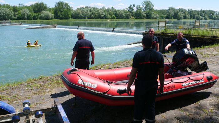 Schlauchboot-Unglück am Rhein: Auch mit Drohnen wird nach Kind gesucht