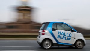 Elektroflitzer führen Daimler langsamer ans Ziel
