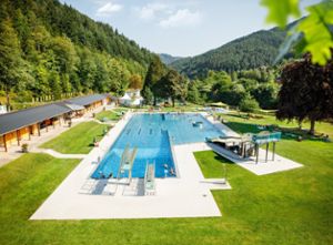 Aufatmen für den Sommerspaß: Im Hornberger Freibad können Badegäste bald wieder ihre Bahnen ziehen. Foto: Stadt Hornberg