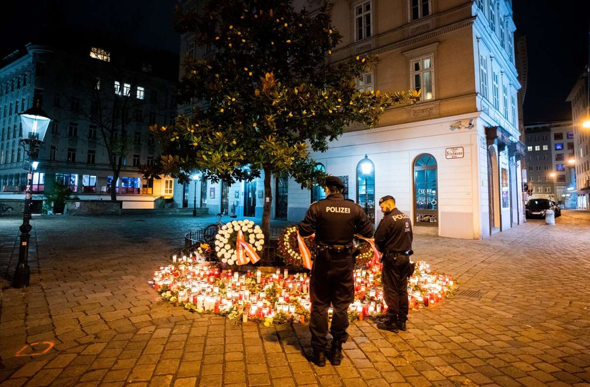Nach Anschlag in Wien: Ermittler durchsuchen Wohnungen in Deutschland