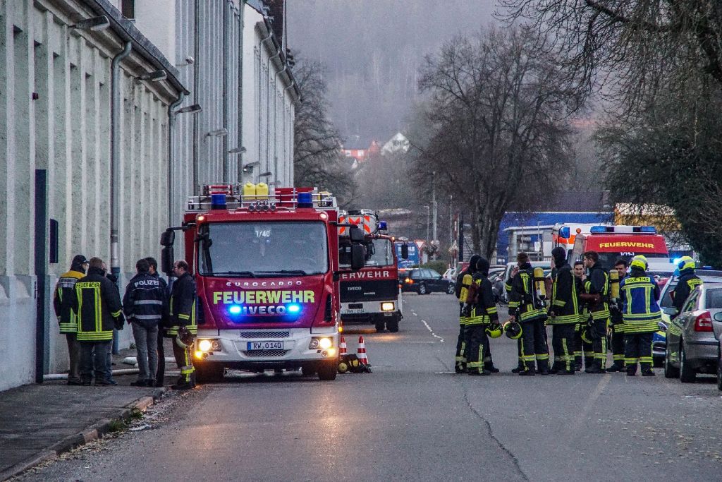 Bei einer Explosion auf dem Firmengelände des ehemaligen Mauser-Areals in Oberndorf ist am Freitag ein 53-jähriger Mann lebensgefährlich verletzt worden. Zum Artikel