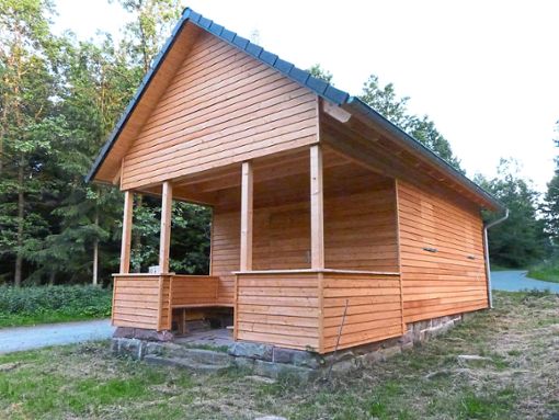 Die Ziegelbachhütte wurde nach dem Rallye-Unfall wieder vollkommen neu aufgebaut. Foto: Oehler Foto: Schwarzwälder Bote