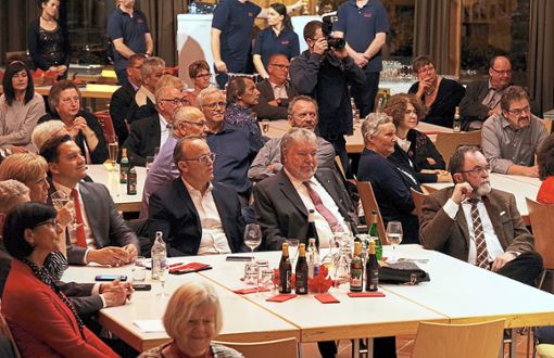 Viele Gäste aus nah und fern kamen, um dem  SPD-Ortsverein Seelbach zu seinem Hundertjährigen zu gratulieren. Fotos: Kiryakova Foto: Lahrer Zeitung