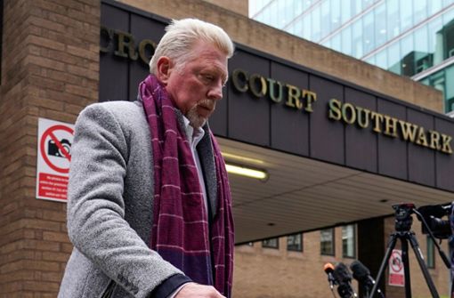 Am 8. April verlässt Boris Becker den Southwark Crown Court in London. Nur wenige Wochen später verkündete das Gericht das Strafmaß. Foto: dpa/Alberto Pezzali