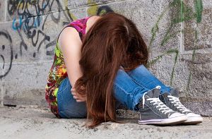 Ein 53-Jähriger aus Bad Cannstatt soll über ein soziales Netzwerk Kontakt zu der 13-jährigen Tochter seines Nachbarn aufgenommen und das Mädchen missbraucht haben (Symbolbild). Foto: Shutterstock/Petrenko Andriy