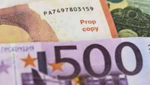Um Falschgeld – konkret um falsche 500 Euro-Scheine – ging es im Prozess vor dem Amtsgericht Hechingen. Foto: Boris Roessler