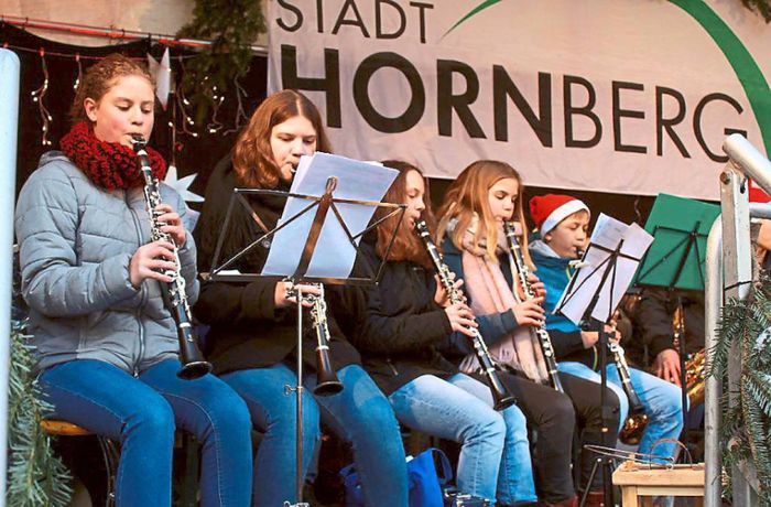 Weihnachtsmarkt Hornberg: Viel Musik auf dem Kirchplatz
