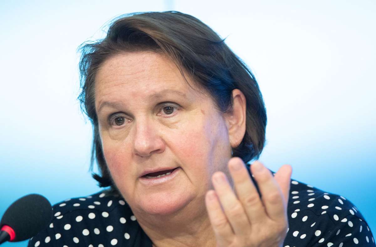 Kultusministerin Theresa Schopper hat strengere Regeln angekündigt (Archivfoto). Foto: dpa/Bernd Weißbrod