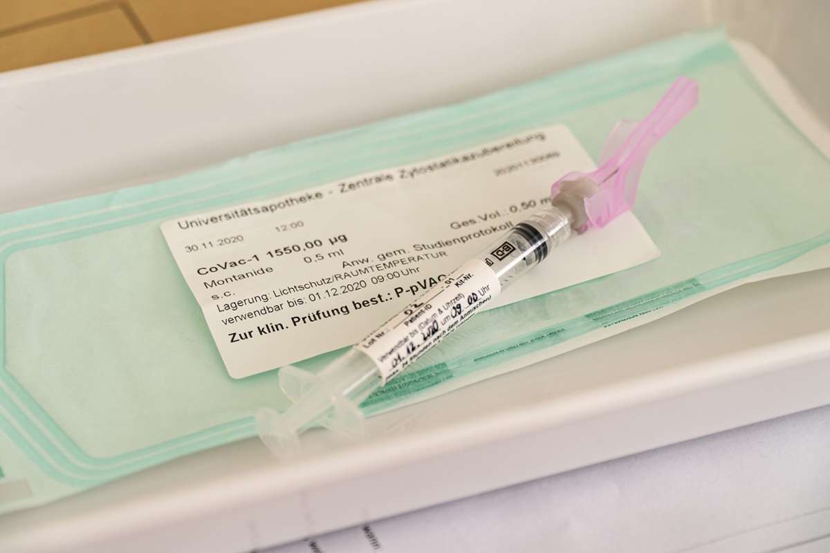 Im ersten Teil der klinischen Studie werden gesunde Probanden zwischen 18 und 55 Jahren geimpft. Foto: Uniklinikum Tübingen/Immanuel Reimold