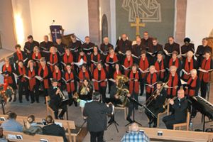 Der Liederkranz Calmbach und das Blechgbläserquintett InBrass trat in der evangelischen Kirche auf.  Foto: Verein Foto: Schwarzwälder Bote