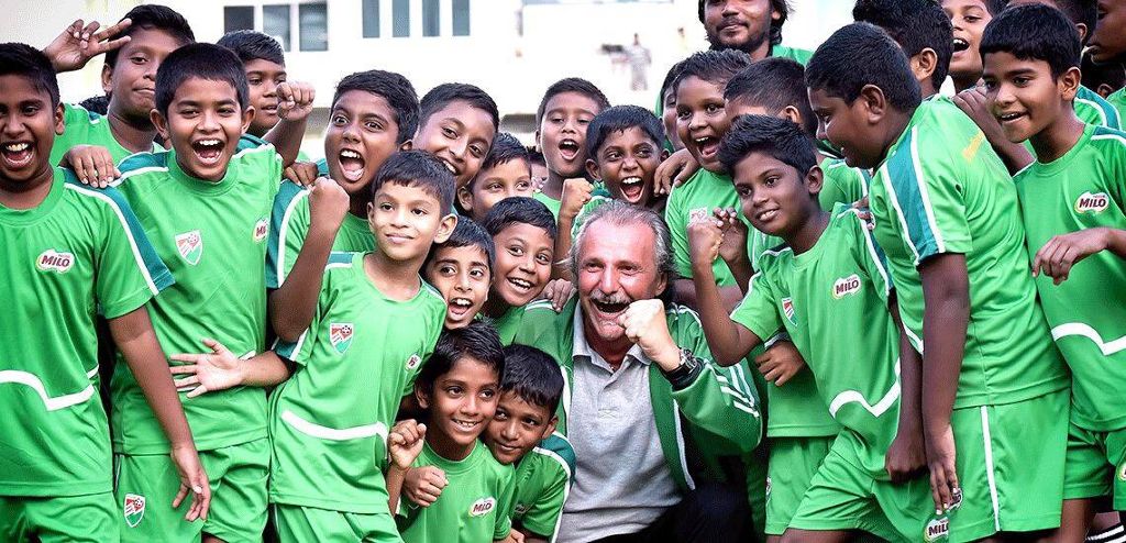 Für dieser großen Momente lebt man als Sportler und als  Trainer, freute sich Petar Segrt nach dem Gewinn des Endspiels um die Südasienmeisterschaft. Mit der Nationalmannschaft der Malediven hat er seinen größten sportlichen Erfolg gefeiert. Obwohl er überall arbeiten kann, so richtig wohl fühlt er sich immer noch in seiner Heimat in Calw.