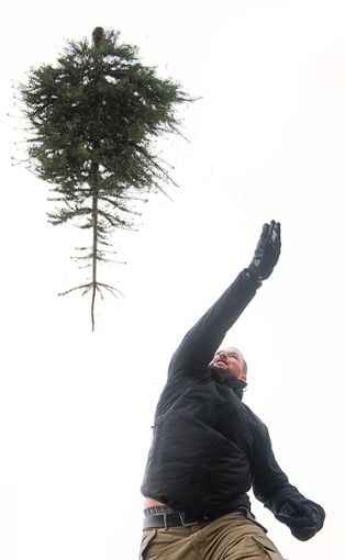Wer seinen Weihnachtsbaum noch zuhause  hat, kann sich weiter  bei der Schramberger ÖDP melden und diesen abholen lassen.  Symbolfoto: Stratenschulte Foto: Schwarzwälder Bote