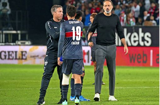 Besorgte Mienen beim VfB Stuttgart und Trainer Pellegrino Matarazzo (rechts) Foto: Baumann/Alexander Keppler