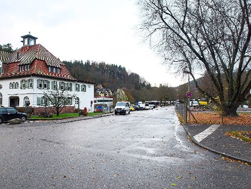 Die Straße Schweizer Wiese in Bad Herrenalb soll in einem Teilbereich verschoben werden.  Foto: Glaser Foto: Schwarzwälder-Bote