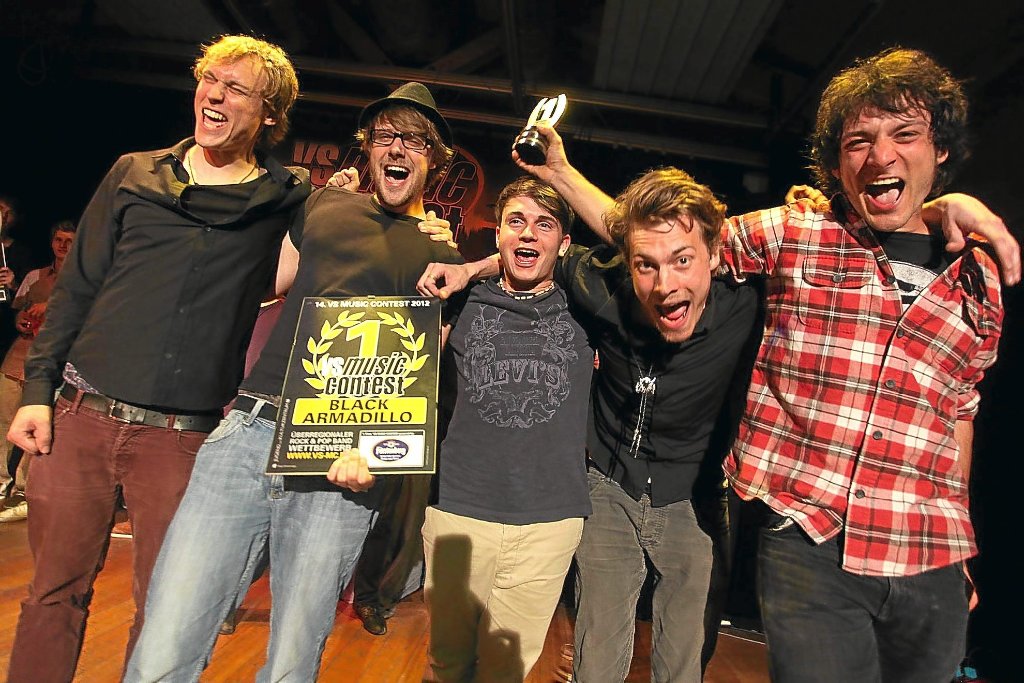 So sehen Sieger aus: Die Band Black Armadillo gewann den VS Music Contest 2012.
