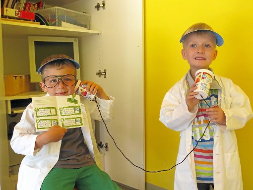 Um die Kommunikation ging es nun im Rahmen der Forscherwoche im Kindergarten in Niedereschach.   Foto: Bantle Foto: Schwarzwälder-Bote