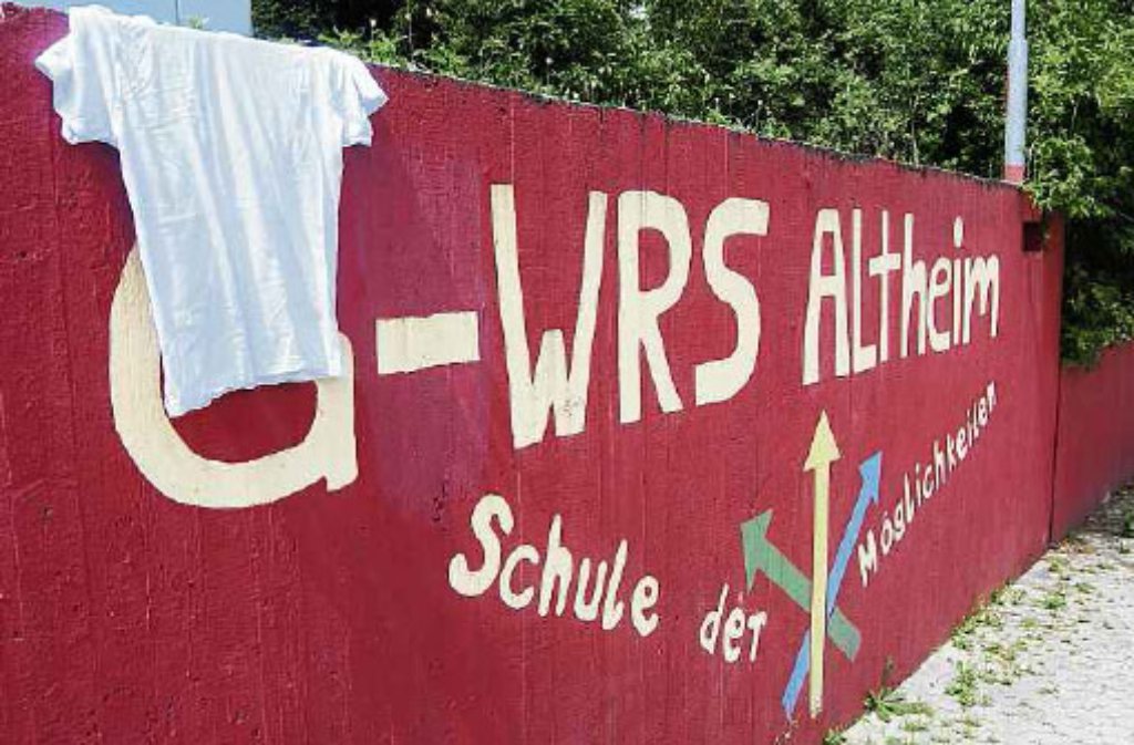 Über das Hotpants-Verbot an der Werkrealschule in Altheim berichten inzwischen sogar ausländische Medien.