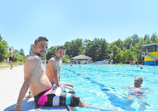 6000 Badegäste in einer Woche. Kneippbad und Freibad Tannheim sind guter Dinge. Foto: Cools