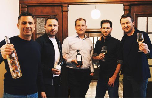 Die Köpfe hinter Love in a bottle sind Alexander Teufel (von links), Marco Teufel, Dominik Schanz, Joël Schnetter und Pascal Teufel. Foto: teufels
