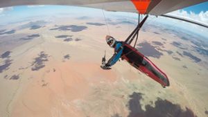 Beeindruckendes Panorama: Thomas Sterzing fliegt über der Namib, einer Trockenwüste an der Westküste Afrikas.  Foto: Sterzing Foto: Schwarzwälder Bote