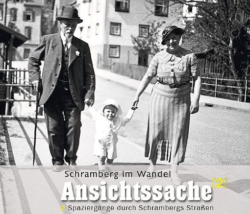Das Cover des Buches Ansichtssache² – das Werk umfasst 240 Seiten und kostet 30 Euro. Foto: Herausgeber Foto: Schwarzwälder-Bote