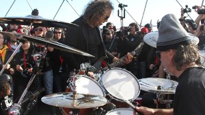 Metallica spielen mit Lang Lang