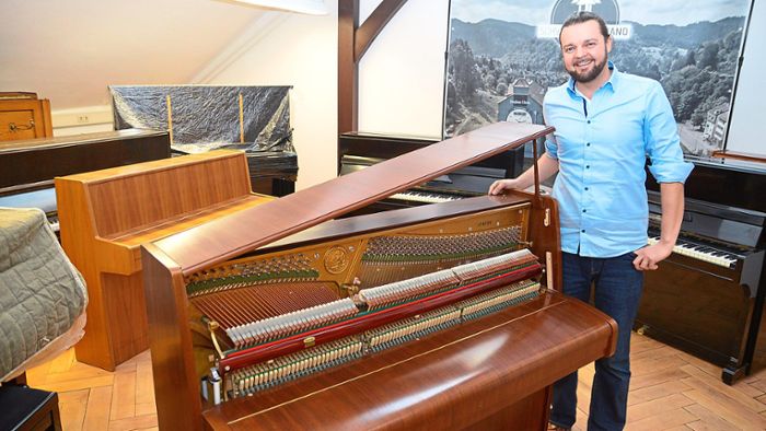 Nils Hötzel haucht Klavieren neues Leben ein