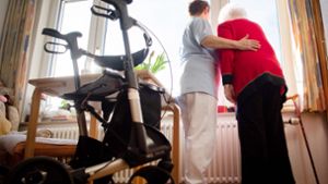 Altenpflege unter Druck - FDP-Fraktion fordert „Masterplan“