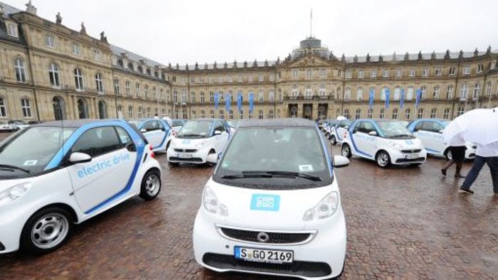 Daimler schickt 300 Elektro-Smarts auf Stuttgarts Straßen