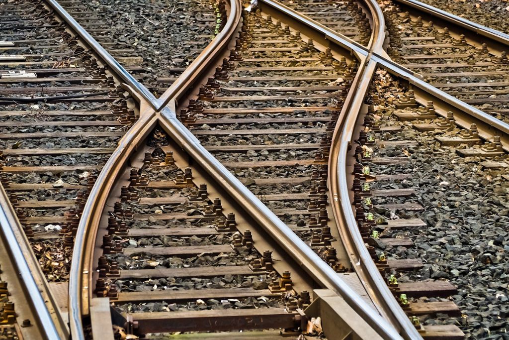 Beim Gäubahn-Ausbau sind offenbar noch nicht alle Fragen geklärt. (Symbolbild) Foto: pixabay