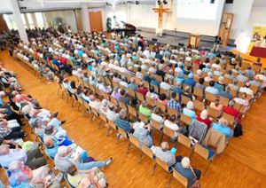 Evangelische Christen trafen sich in Bad Liebenzell zu einer Glaubenskonferenz.  Foto: Claudius Schillinger Foto: Schwarzwälder Bote