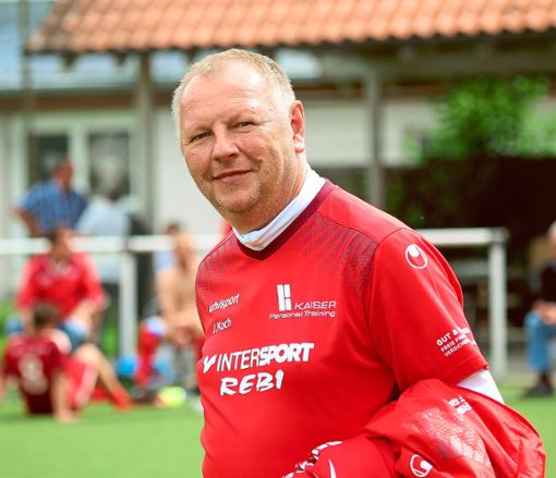 Rücktritt: Joachim Koch ist nicht mehr Trainer des Landesligisten TSV Straßberg. Der 53-Jährige hat den Verein um die Entbindung von  seinen Aufgaben gebeten. Foto: Kara