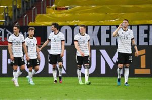 Mit einem Kantersieg setzte sich die deutsche Nationalmannschaft gegen Lettland durch. Foto: dpa/Federico Gambarini