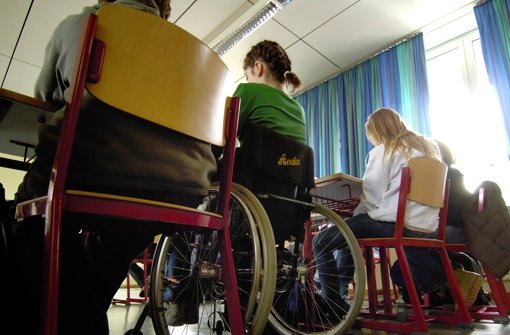 In Bad Cannstatt sollen jetzt auch Schülerinnen und Schüler mit geistigem Handicap gemeinsam mit Gymnasiasten unterrichtet werden. Foto: dpa