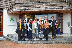 Eine Gruppe von japanischen Studentinnen und Dozentinnen hospitierten in der Klinik Hohenfreudenstadt. Foto: Gesundheitspark Foto: Schwarzwälder-Bote