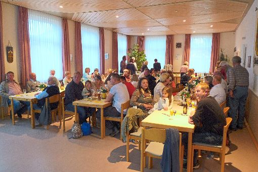 Das Helferfest des Ortschaftsrates Beinberg im Waldhufensaal war gut besucht. Foto:Strobel Foto: Schwarzwälder-Bote
