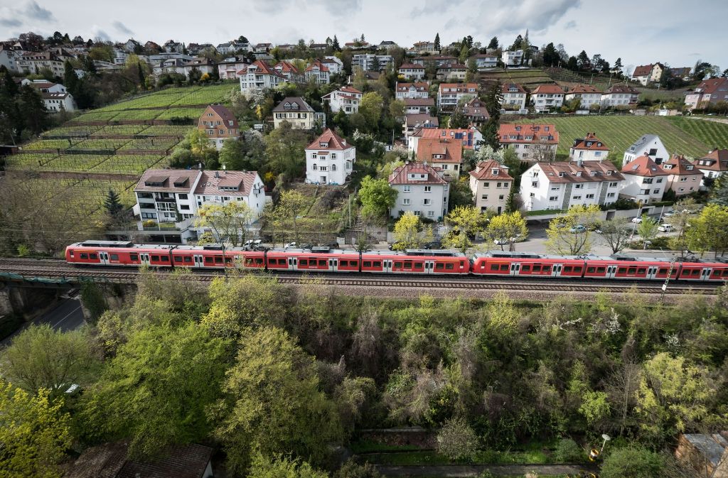 Die Gäubahn ist Ausweichstrecke für Güterzüge, allerdings nicht im Stadtgebiet Stuttgart. Foto: Lichtgut/Achim Zweygarth