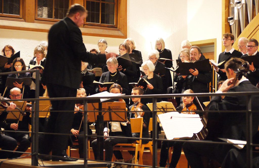 Eine Glanzleistung haben die Martinskantorei und das Schwarzwald-Kammerorchester bei Händels Messiah vollbracht. Fotos: Eyrich