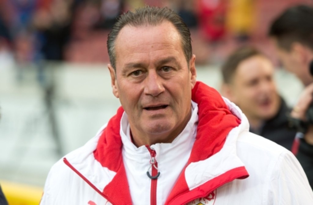 Huub Stevens setzt als Trainer des VfB Stuttgart im Auswärtsspiel beim Hamburger SV auf folgende Startaufstellung: