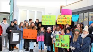 Schülerprotest gegen eine mögliche Schließung der Werkrealschule in Bad Dürrheim. Foto: Strohmeier