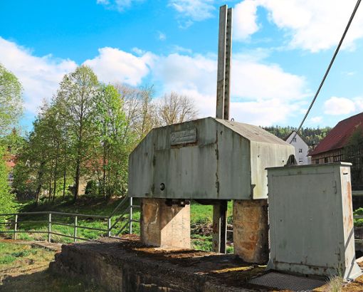 Es soll geprüft werden, ob die Gemeinde Ebhausen das historische Wasserkraftwerk an der Nagold übernimmt.Foto: Priestersbach Foto: Schwarzwälder Bote