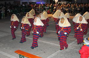 Der traditionelle Tanz der Blätzlesbuba gehörte natürlich auch dieses Jahr zum Programm des Brauchtumsabends. Foto: Ranft