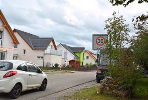 Radarkontrollen werden in Marbach in Erwägung gezogen, da Geschwindigkeitsmessungen ergaben, dass mancher Autofahrer zu flott in das als Tempo-30-Zone ausgewiesene Wohngebiet Melben einfährt.  Foto: Kaletta Foto: Kaletta