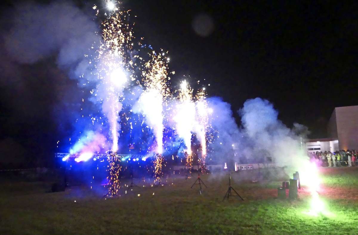 Lichterfest in Höfen: Feuerwerk begeistert die Besucher