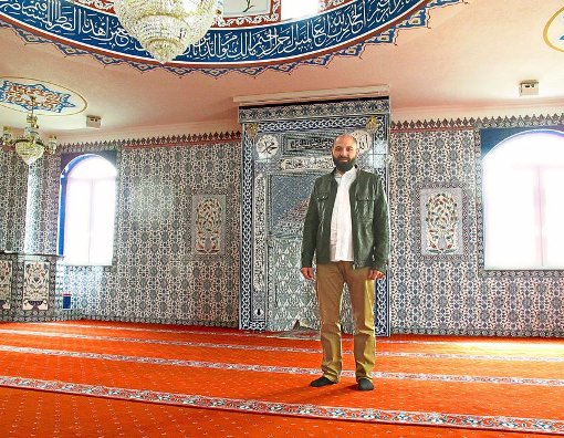 Baykan Akdogan ist Dialogbeauftragter der Süleymaniye Moschee in Hechingen. Foto: Kübler