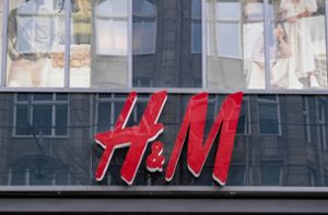 Der Modekonzern H&M will sich aus Myanmar zurückziehen. Foto: dpa/Axel Heimken