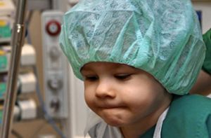 In Deutschland kommen jährlich derzeit etwa  200 Kinder mit einer Speiseröhrenfehlbildung  auf die Welt. Kurz nach der Geburt müssen sie bereits operiert werden und haben danach eine schwierige Kindheit vor sich. Foto: Kretz