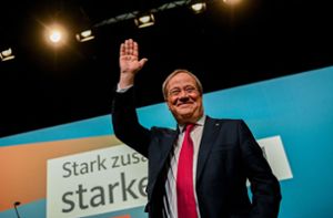 Armin Laschet hat sein Amt als Ministerpräsident niedergelegt. Foto: AFP/SASCHA SCHUERMANN
