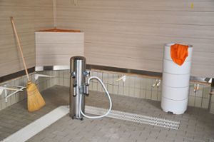 Blick auf den künftigen Saunabereich: Im Oktober können Besucher der Sauna im Balinger Eyachbad wieder ein Dampfbad genießen.  Fotos: Reich Foto: Schwarzwälder Bote